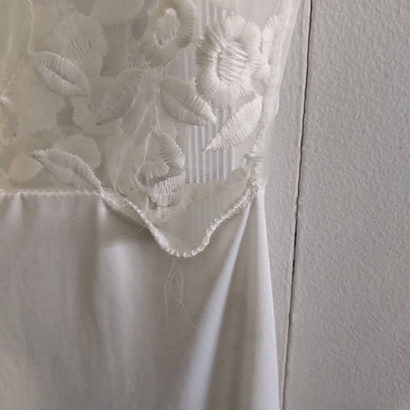 Dress - Picture 6 of 8